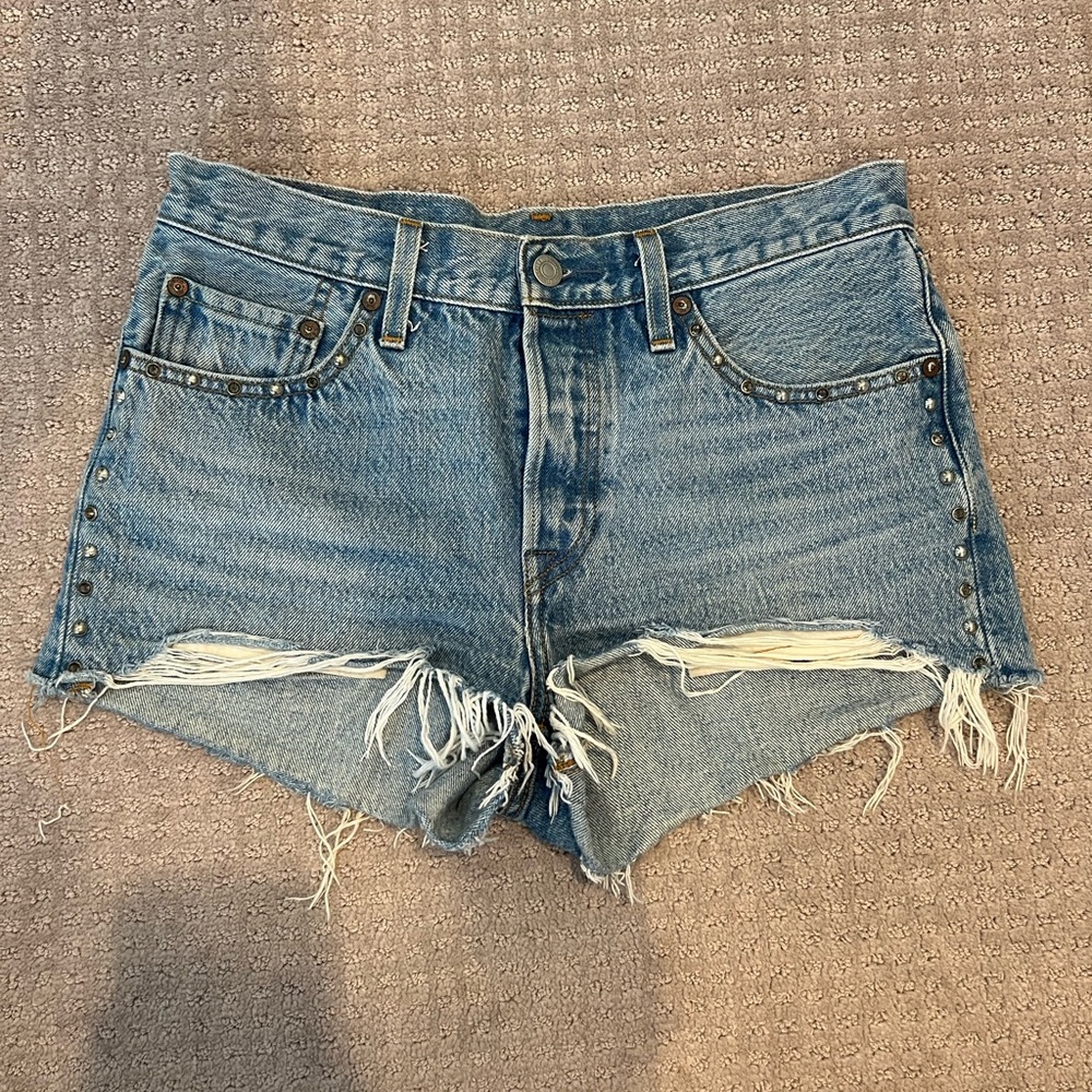 Levi shorts with jewels